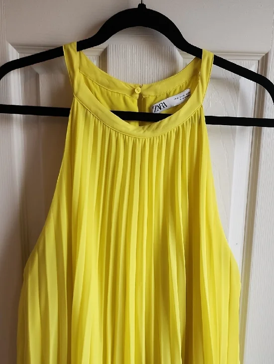 Zara Bright Yellow Pleated Halter Dress XL WORN ONCE! - Picture 2 of 8